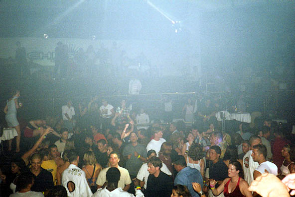 spring break photos in the club mexico